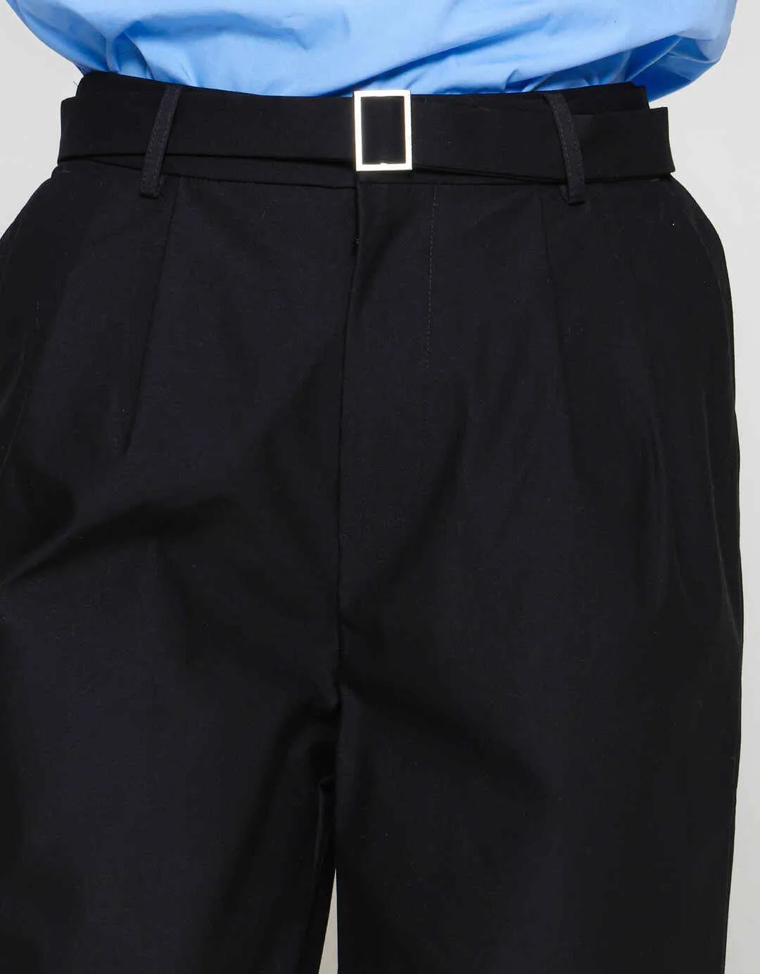 Annisa Belted Straight Sateen Twill Celana Panjang Wanita