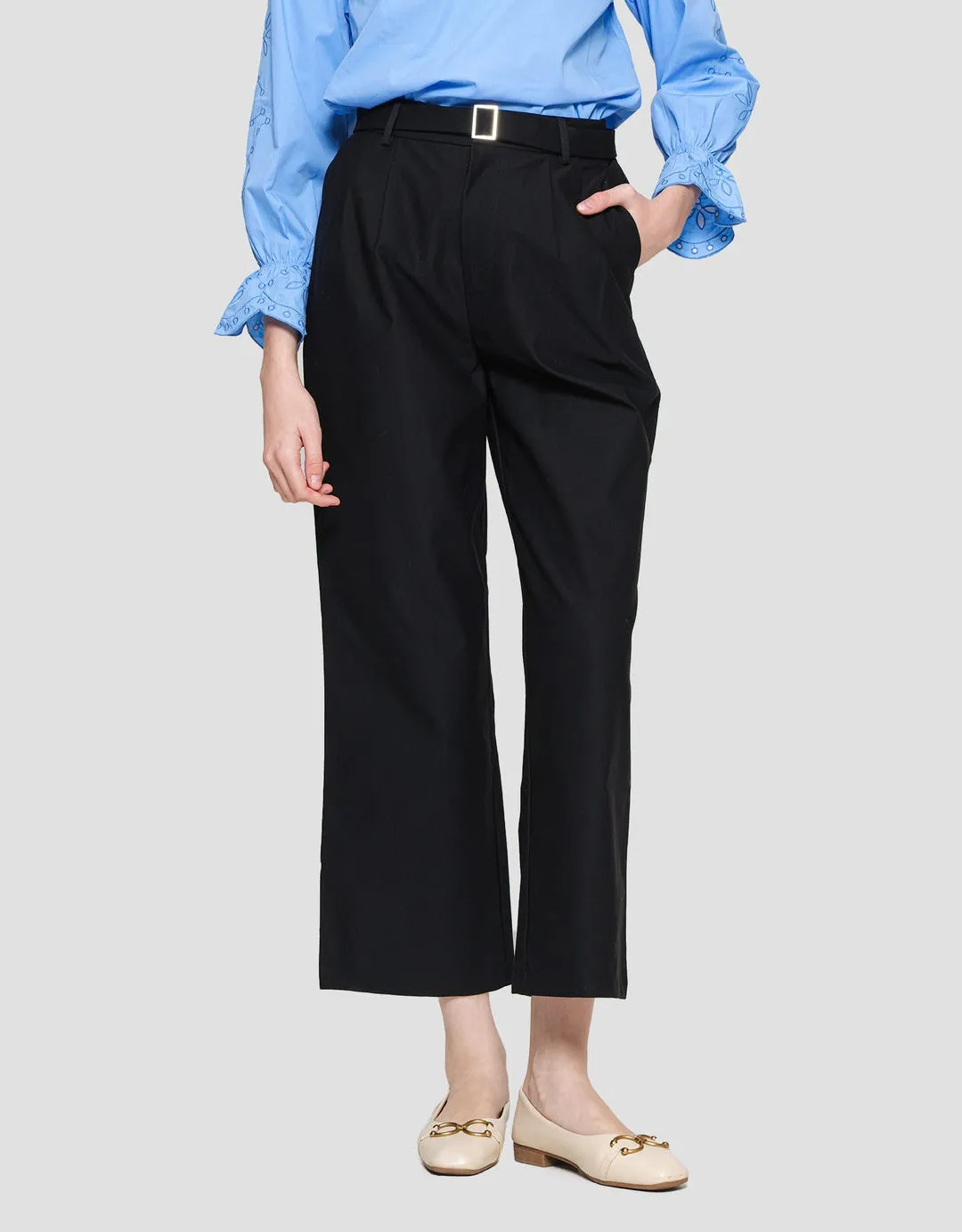 Annisa Belted Straight Sateen Twill Celana Panjang Wanita