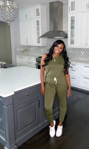 Lounge with me jumpsuit (Olive)