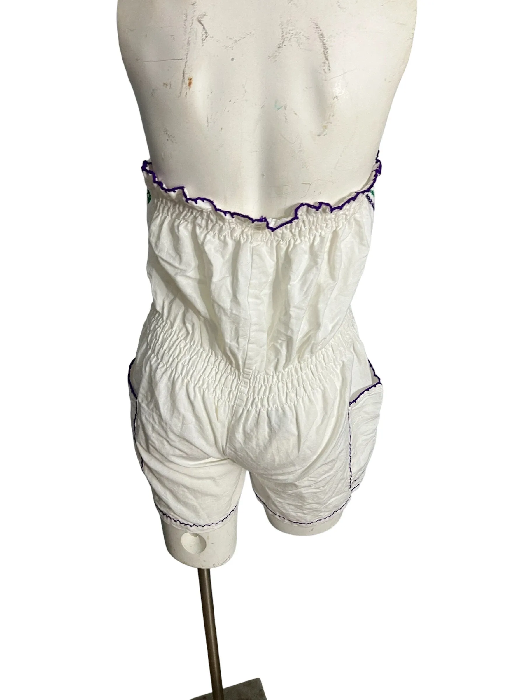 Vintage embroidered romper S