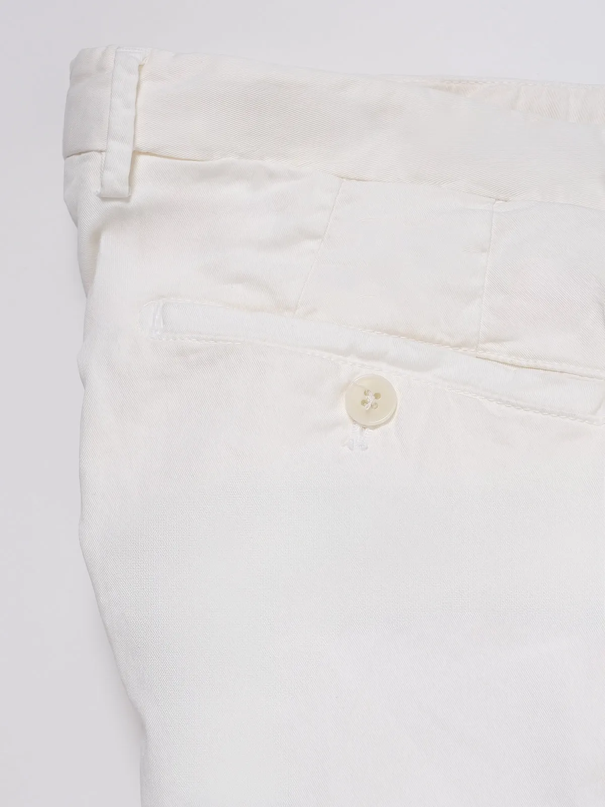 White Cotton Chino - LUCKY LAST